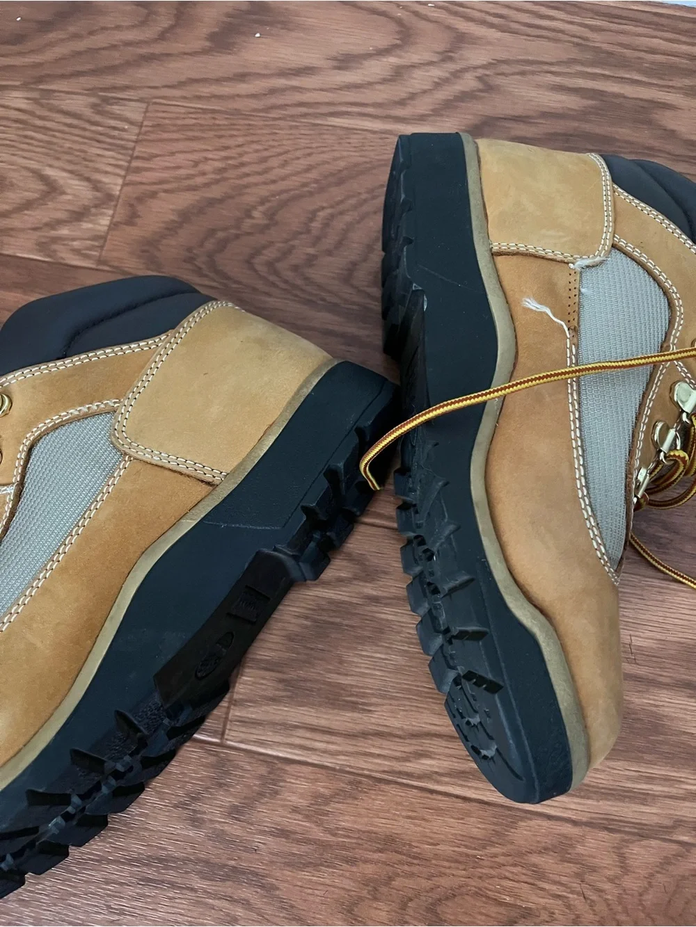 Timberland Field Boot Mid Lace Up Kids, Size 3 10.5CM Approx, Wheat Nubuck AS IS